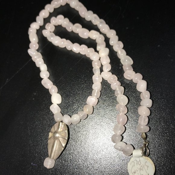 16 1/2" Rose Quartz Necklace - Picture 4 of 4